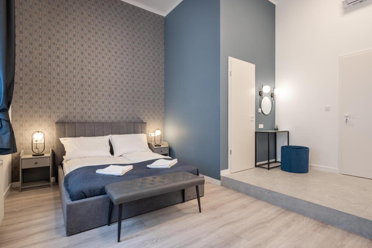 D48 - Central Boulevard Residence - Best Location By Bqa 布达佩斯 外观 照片